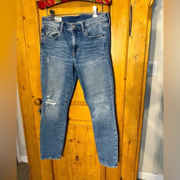 Gap True Skinny Ankle Mid Rise Jeans Size 8/29 Distressed - Picture 1 of 8